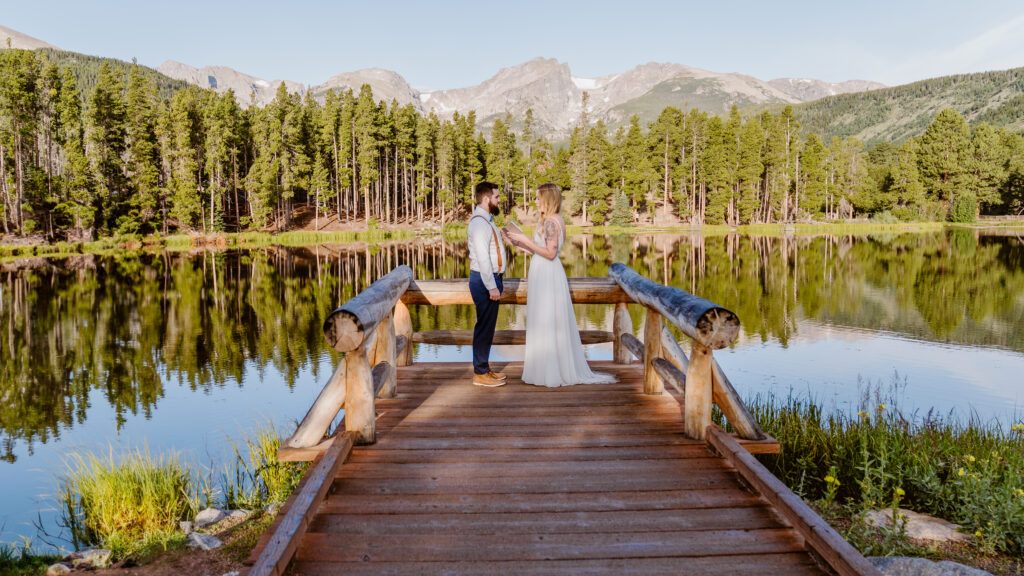 Couple self solemnizes their elopement in Rocky Mountain National Park, Colorado