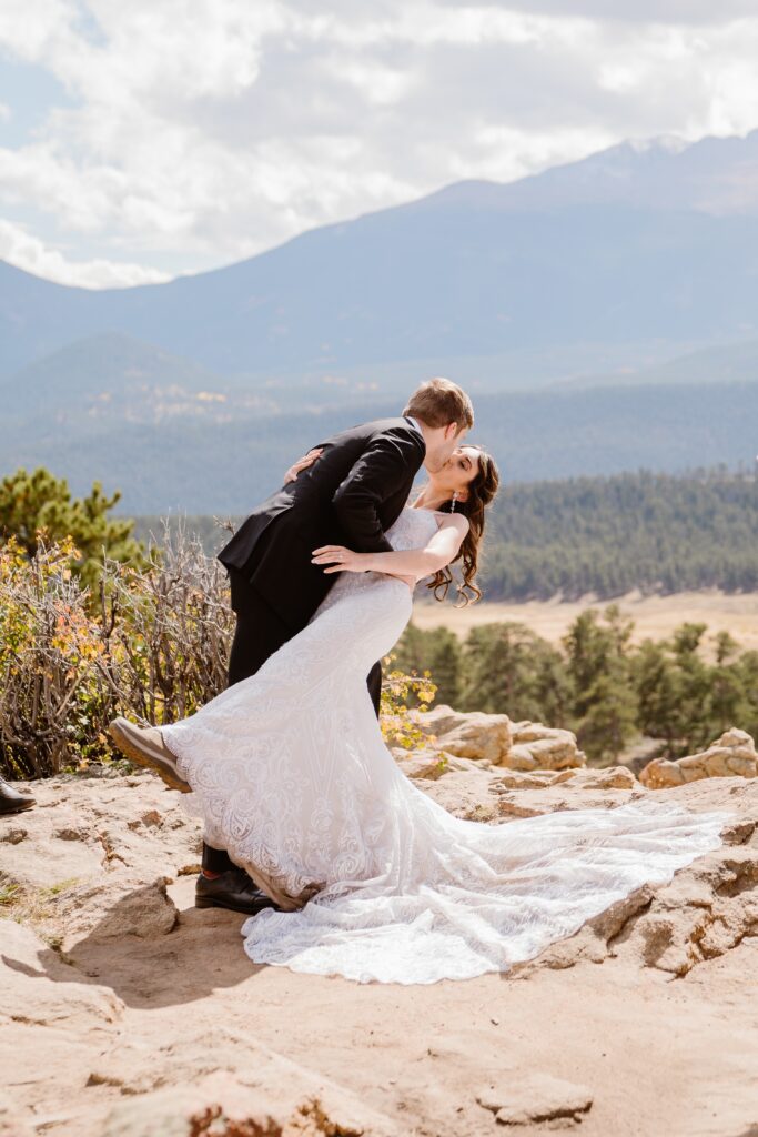 Couple shares a first kiss at their elopement in Colorado
