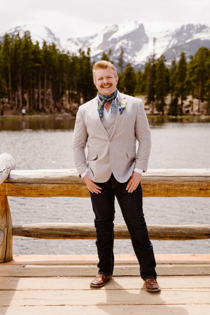 What to Wear for Your Rocky Mountain National Park Elopement