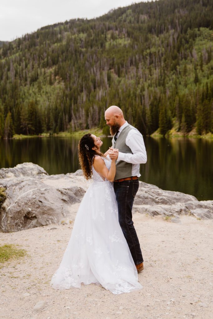 fall elopement in breckenridge colorado